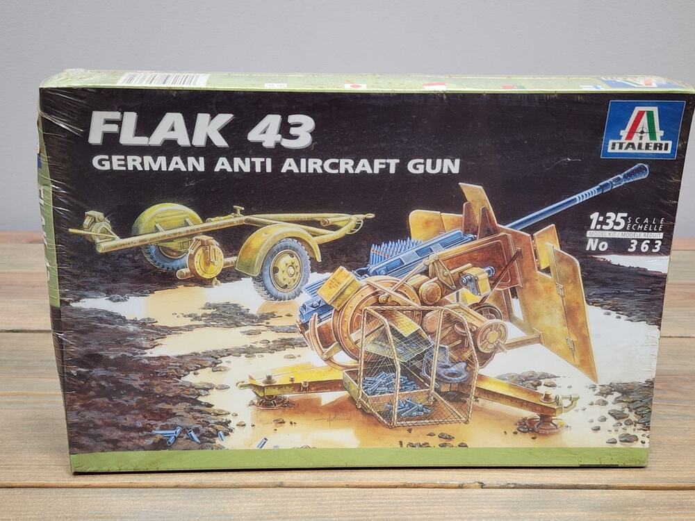 Italeri 363 Flak 43 German Anti Aircraft Gun Wehrmacht Military 1:35 Model Kit
